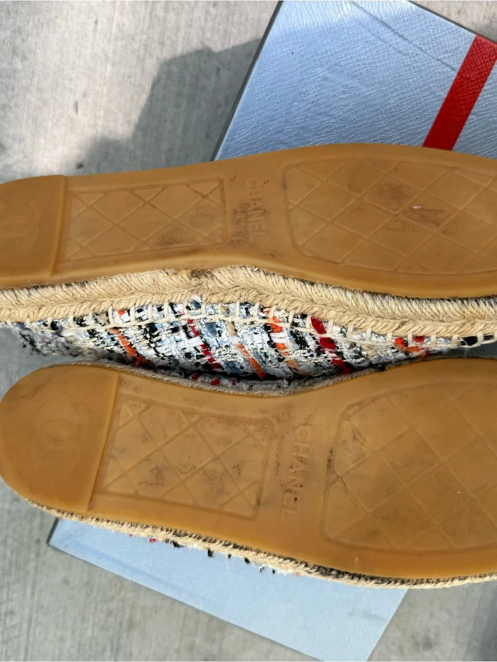 CHANEL espadrilles multicolor